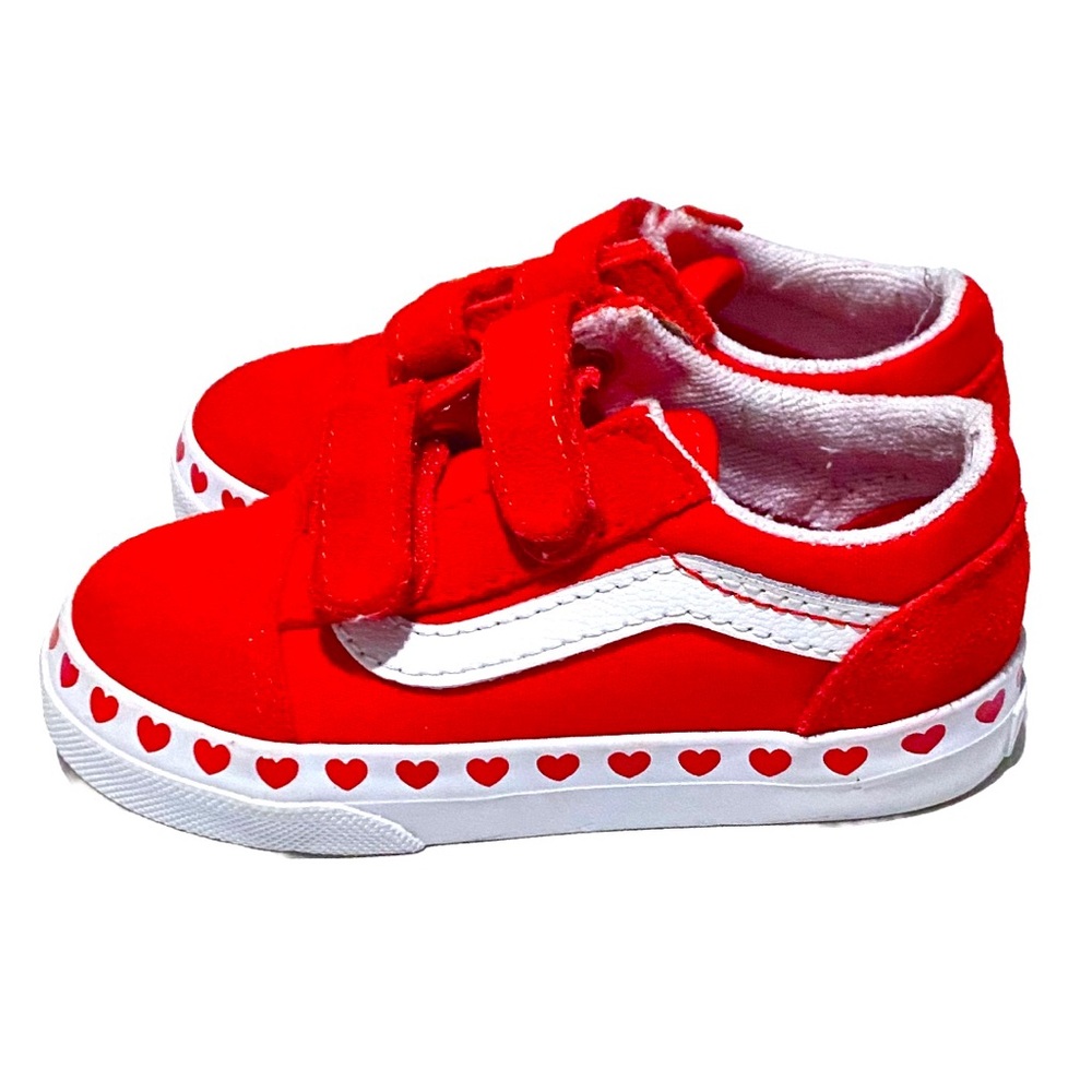 Vans Kids Hearts Red White Doheny 2V Suede Sneaker Baby Toddler Girl's Size 7